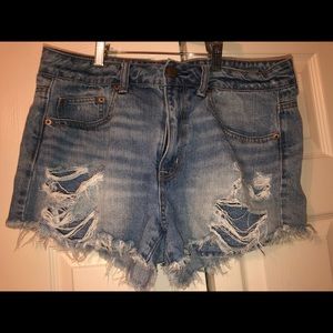 AMERICAN EAGLE HIGH-WAISTED DISTRESSED SHORTS